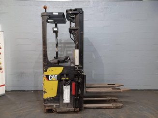 Stand-on pallet stacker Caterpillar NSR20N - 1