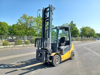 Four wheel front forklift Jungheinrich TFG425500ZT - 1