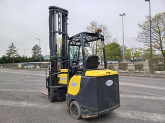 Articulated forklift Aisle Master 20whe - 3