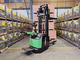 Stacker truck with folding platform Hangcha CDD16-AC2S-LI