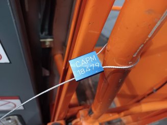 Vertical lift platform JLG TOUCAN DUO