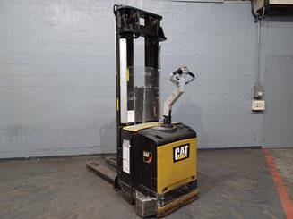 Pedestrian pallet stacker Caterpillar NSV16Ni - 2