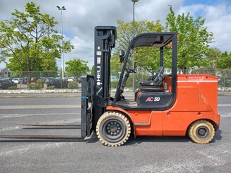 Four wheel front forklift Heli CPD50