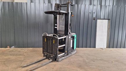 Man-up order picker Caterpillar NOH10N - 5