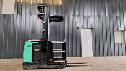 Man-up order picker Caterpillar NOH10N