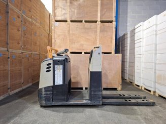 Low-level order picker Crown GPC3020