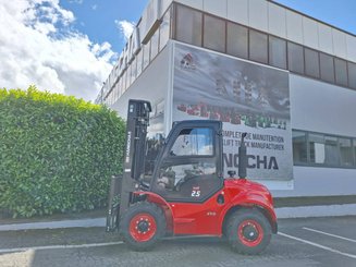All-terrain forklift Hangcha TT25-4