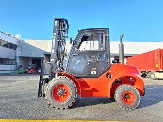 All-terrain forklift Hangcha TT35-2