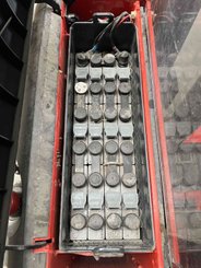 Pedestrian pallet stacker Loc A12ETDVC29 - 3