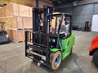 Four wheel front forklift Hangcha AE30-I