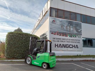 Four wheel front forklift Hangcha AE30-I - 3