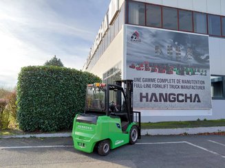 Four wheel front forklift Hangcha AE30-I