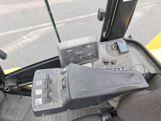 Four wheel front forklift Yale GDP140EC