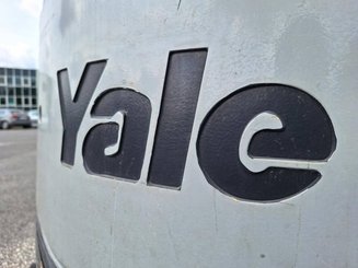 Four wheel front forklift Yale ERP30