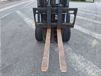 Four wheel front forklift Yale ERP30