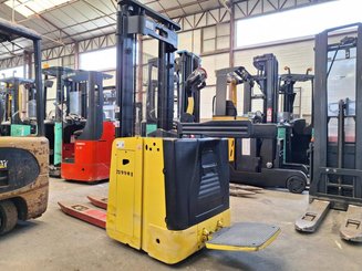 Stand-on pallet stacker Hyster S1.5S - 3