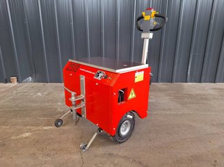 Tow tractor STI PTA1