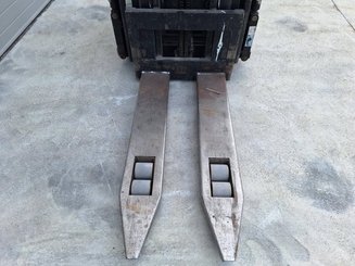 Stand-on pallet stacker Caterpillar NSR20N