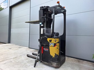 Stand-on pallet stacker Caterpillar NSR20N
