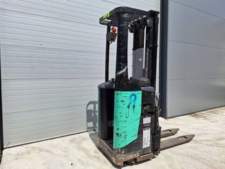 Stand-on pallet stacker Caterpillar NSR16N
