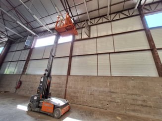 Vertical lift platform JLG TOUCAN DUO