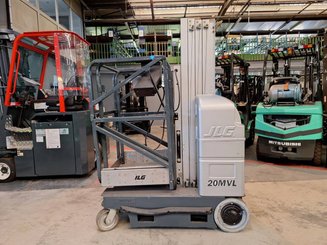 Vertical lift platform JLG 20MVL