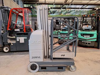 Vertical lift platform JLG 20MVL