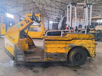 Tow tractor Charlatte TE206 - 2