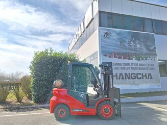 Four wheel front forklift Hangcha XF30G-2 - 5