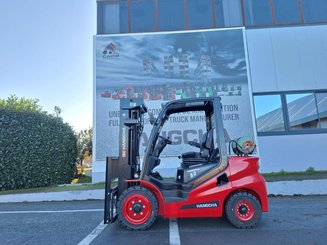 Four wheel front forklift Hangcha XF30G-2 - 1