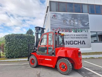Four wheel front forklift Hangcha XF70D