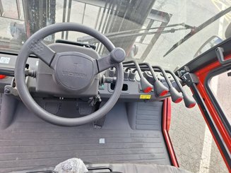 Four wheel front forklift Hangcha XF70D