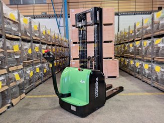 Pedestrian pallet stacker Hangcha CDD20-AC2-I