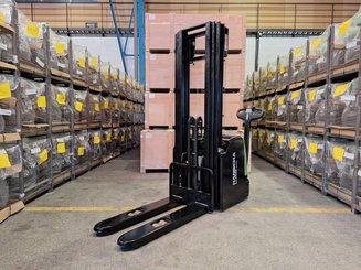 Pedestrian pallet stacker Hangcha CDD20-AC2-I