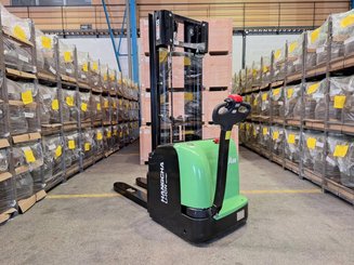 Pedestrian pallet stacker Hangcha CDD20-AC2-I
