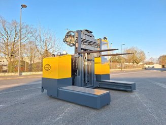 Multidirectional sideloader Combilift ESL3545