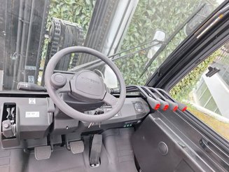 Four wheel front forklift Hangcha XF55D