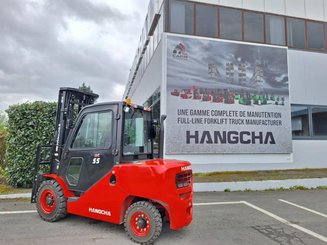 Four wheel front forklift Hangcha XF55D