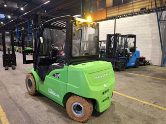 Four wheel front forklift Hangcha XC50i - 1