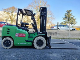 Four wheel front forklift Hangcha X4W70-I