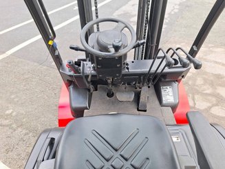 Four wheel front forklift Hangcha A4W25 - 13