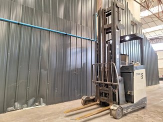 Reach truck Crown ESR5000-1.4 - 2