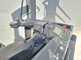 Reach truck Caterpillar NR16N2