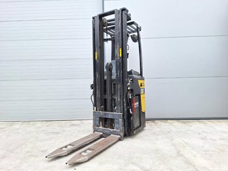 Stand-on pallet stacker Caterpillar NSR20N - 1