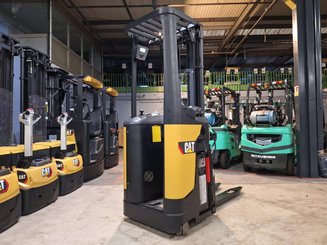 Stand-on pallet stacker Caterpillar NSR16N