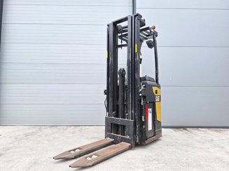 Stand-on pallet stacker Caterpillar NSR20N - 1