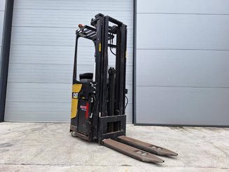 Stand-on pallet stacker Caterpillar NSR20N