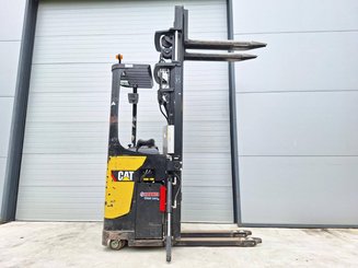 Stand-on pallet stacker Caterpillar NSR20N