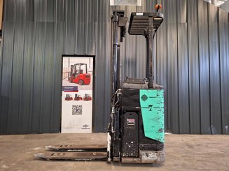 Stand-on pallet stacker Caterpillar NSR16N