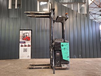 Stand-on pallet stacker Caterpillar NSR16N